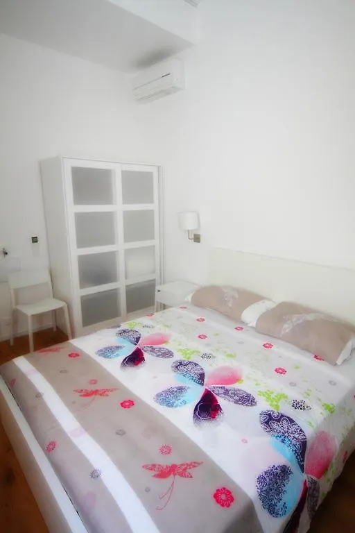 בית הארחה Il Faro Trapani B&B Rooms & Apartments